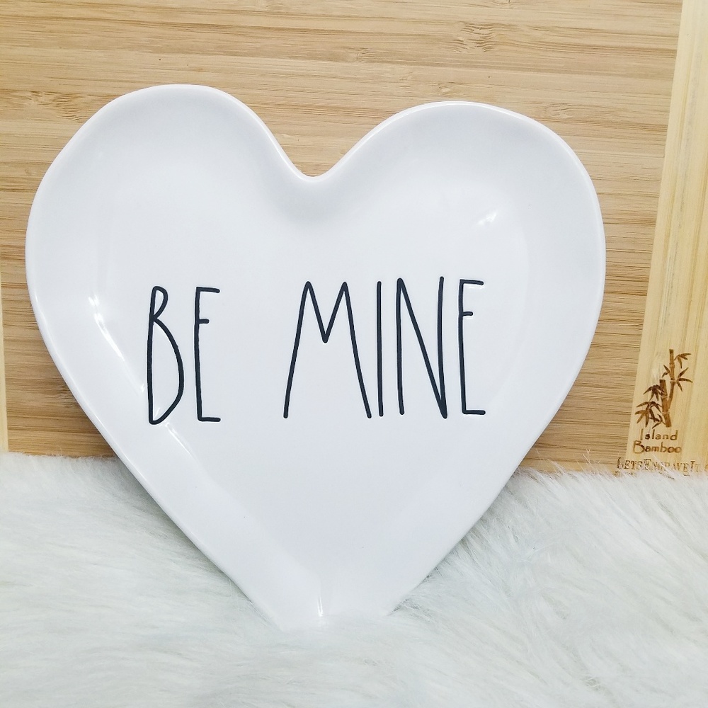 NWT Rae Dunn BE MINE Heart Plate